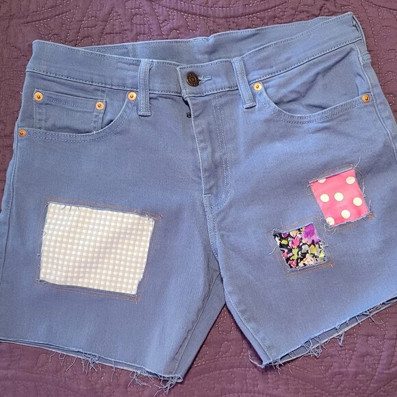 SZ 32 UPSTYLED PATCHWORK LEVI SHORTS - Picture 1 of 4